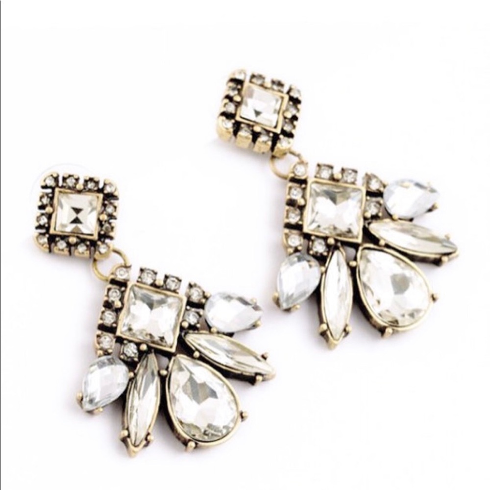 Sparkling Fashion statement earrings